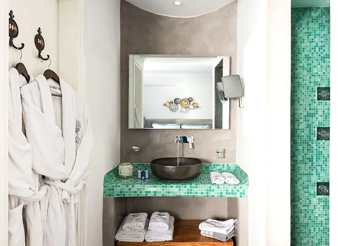 Elements Of Caldera Hotel 4*