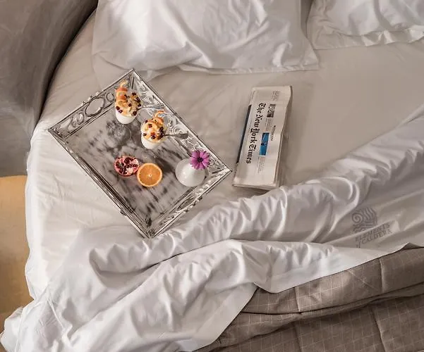 Hotel Elements Of Caldera Akrotírion