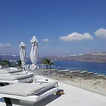 ホテル Elements Of Caldera Akrotírion
