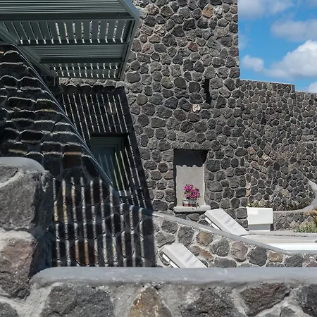 Elements Of Caldera Otel