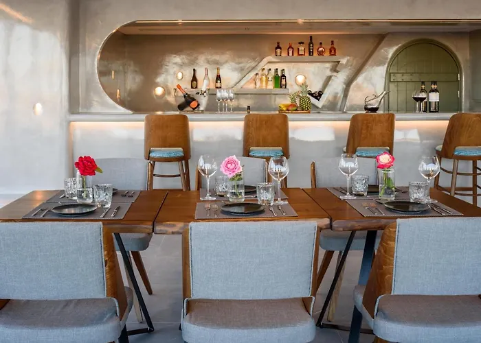 ホテル Elements Of Caldera Akrotírion