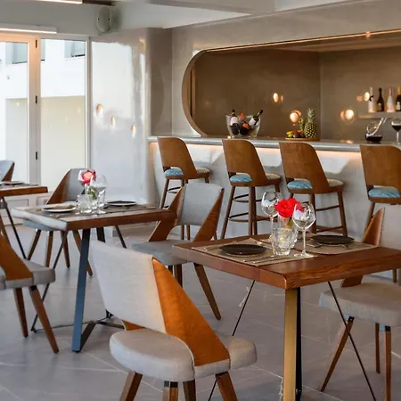 Elements Of Caldera Hotell 4*