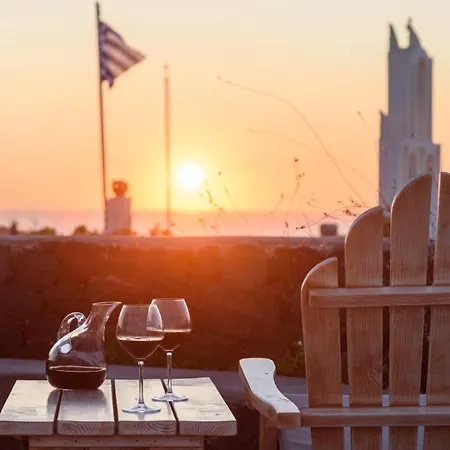 מלון Elements Of Caldera Akrotírion