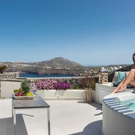 Elements Of Caldera Akrotírion