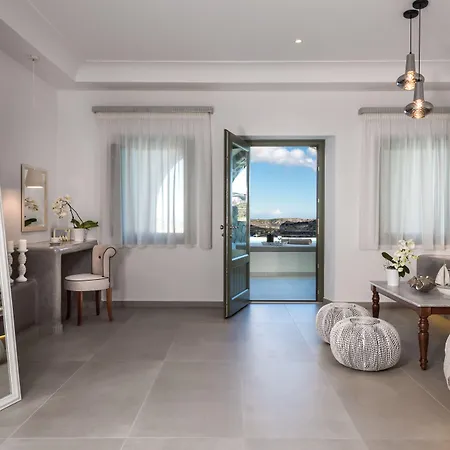 Elements Of Caldera Akrotírion