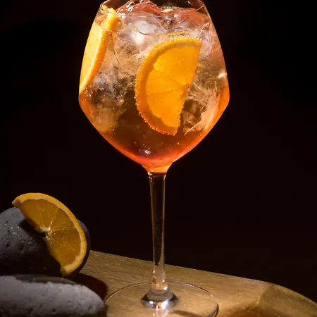 מלון Elements Of Caldera