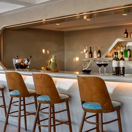 Elements Of Caldera Отель