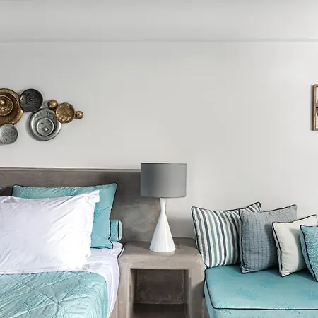 Elements Of Caldera Akrotírion