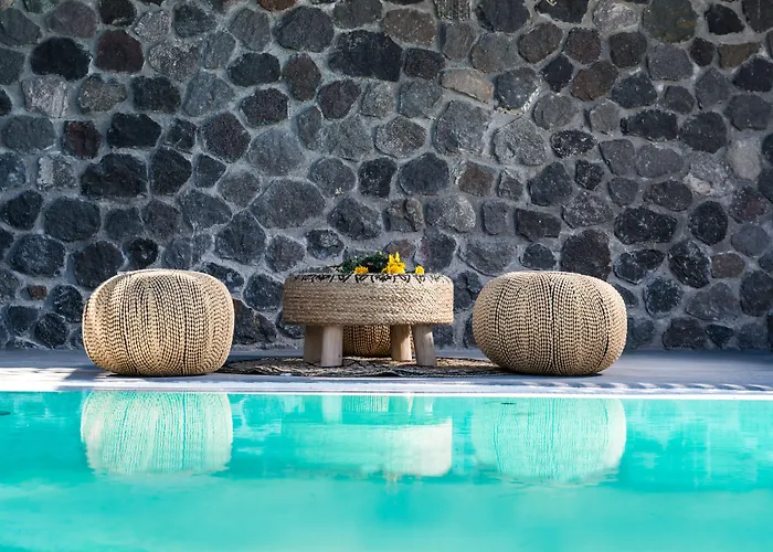 Hotel Elements Of Caldera 4*